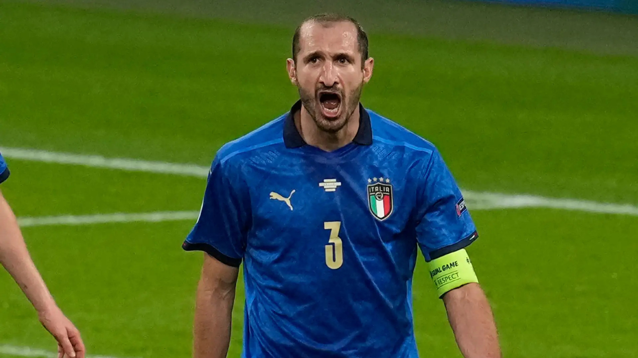 Luka yang dirasakan Chiellini