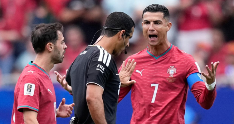 CR7 Di Minta Untuk Mengalah, Timnas Portugal butuh Energi Baru