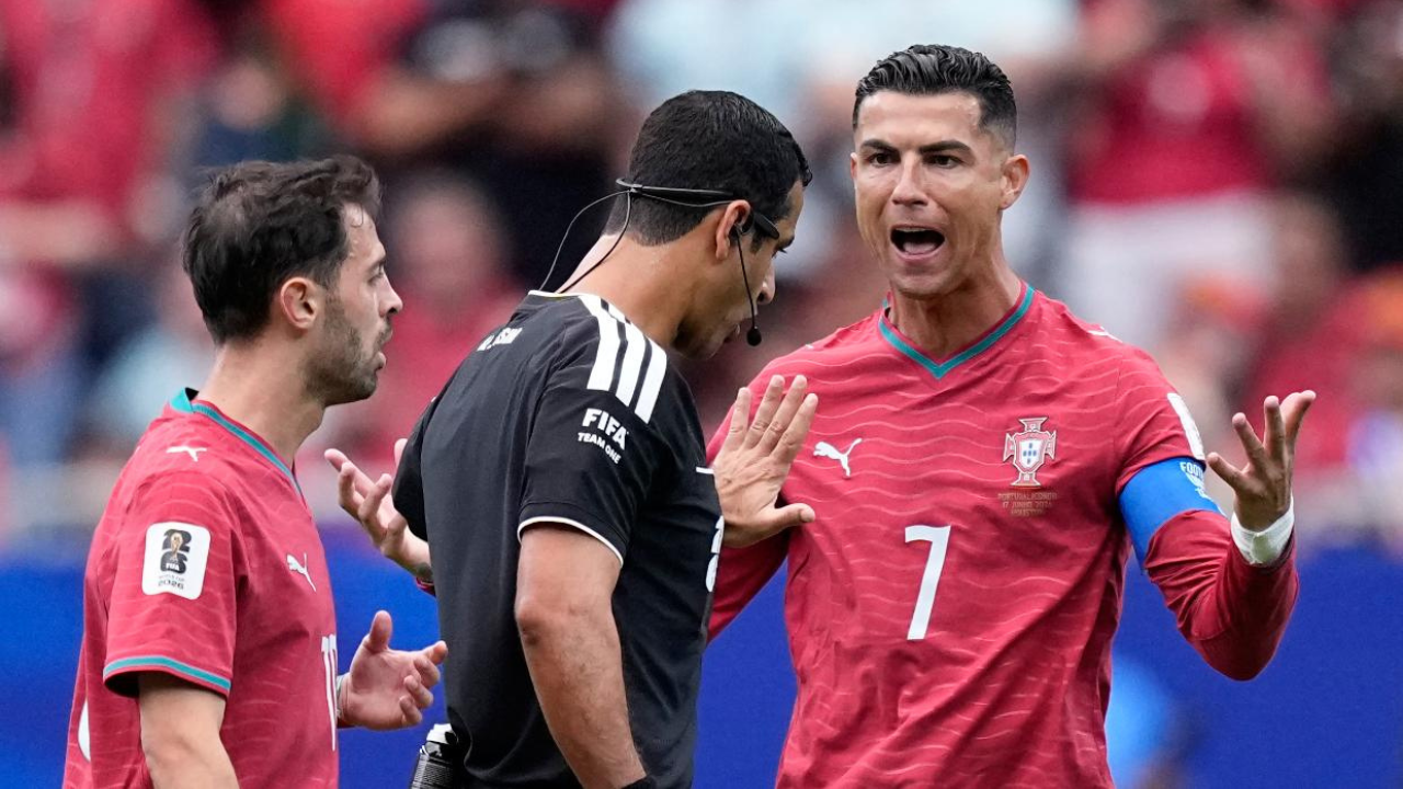 CR7 Di Minta Untuk Mengalah, Timnas Portugal butuh Energi Baru